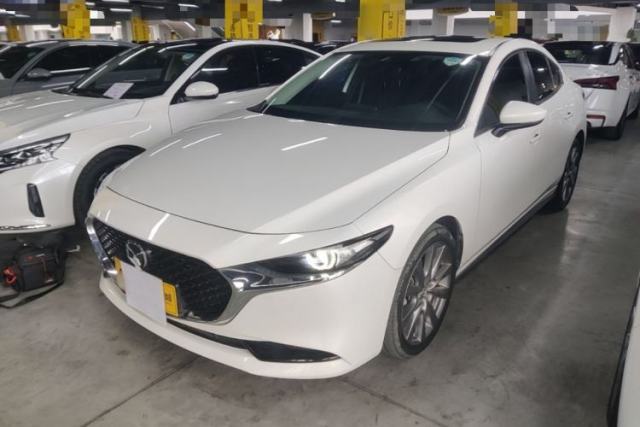 Used Mazda 3 Axela 2022 2.0L Automatic ZhiXuan Edition