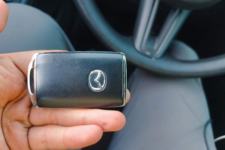 Used Mazda 3 Axela 2022 2.0L Automatic Zhiqing Edition Vehicle Key