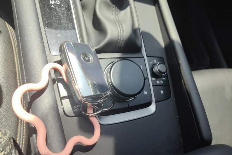 Used Mazda 3 Axela 2022 2.0L Automatic Zhiqing Edition Vehicle Key