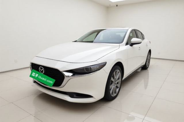 Mazda 3 Axela 2022 2.0L Automatic Zhiya Edition с пробегом