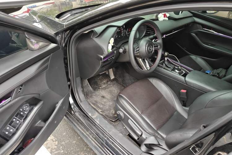 Used Mazda 3 Axela 2023 2.0L Automatic Zhiya Edition Driver Seat