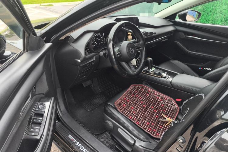 Used Mazda 3 Axela 2023 2.0L Automatic Zhiqing Edition Driver Seat