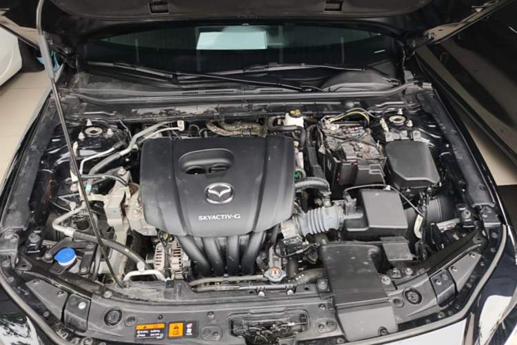 Used Mazda 3 Axela 2023 1.5L Manual ZhiMei Edition Engine Bay