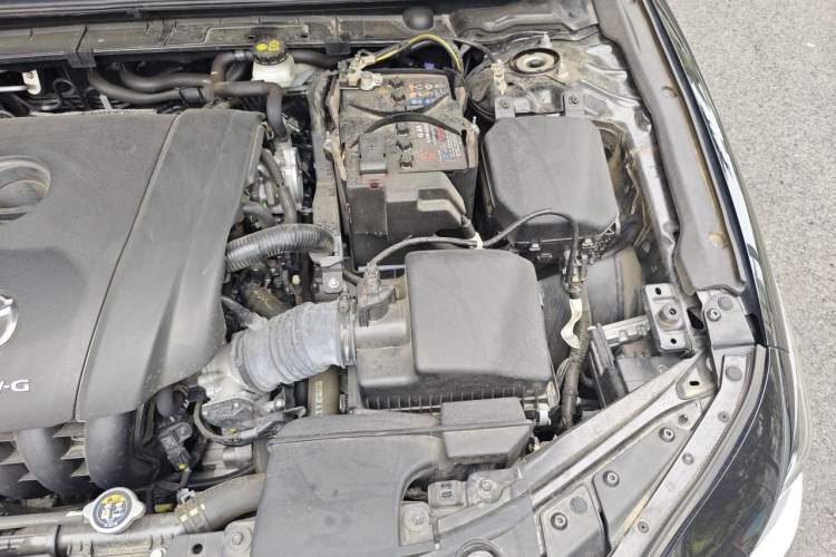 Used Mazda 3 Axela 2023 2.0L Automatic Zhiyao Edition Engine Bay Left
