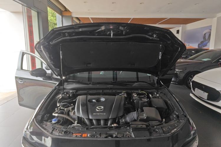 Used Mazda 3 Axela 2023 2.0L Automatic ZhiZhen Edition Engine Bay