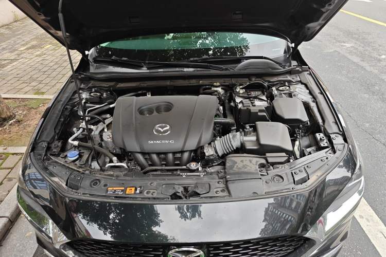 Used Mazda 3 Axela 2023 2.0L Automatic Zhiya Edition Engine Bay