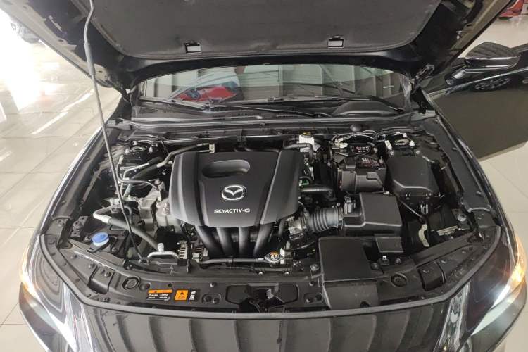 Used Mazda 3 Axela 2023 1.5L Manual ZhiMei Edition Engine Bay