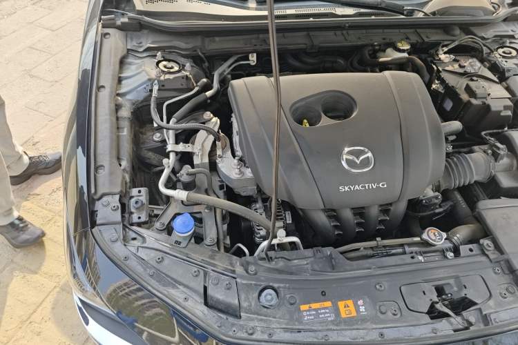 Used Mazda 3 Axela 2023 2.0L Automatic ZhiXuan Edition Engine Bay Right