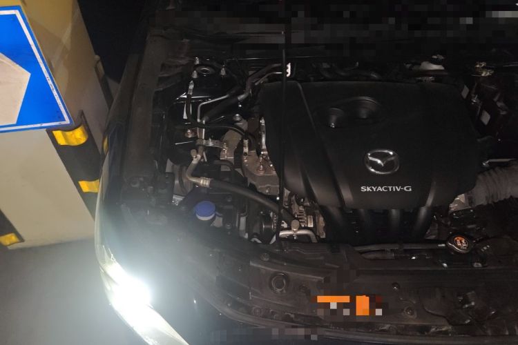 Used Mazda 3 Axela 2023 2.0L Automatic ZhiZhen Edition Engine Bay Right