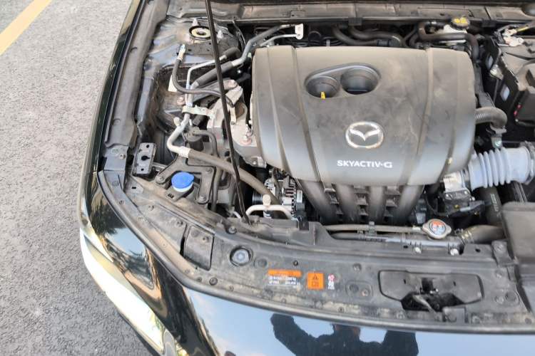 Used Mazda 3 Axela 2023 2.0L Automatic Zhiya Edition Engine Bay Right