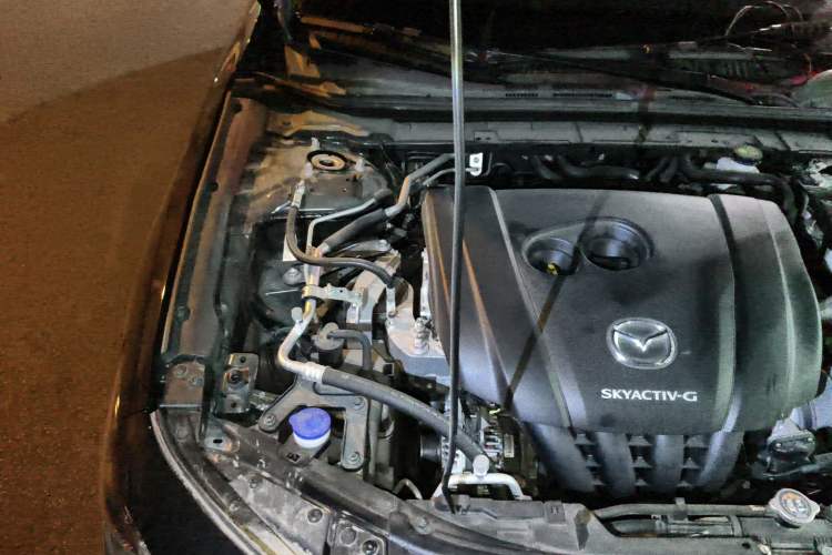 Used Mazda 3 Axela 2023 2.0L Automatic Zhiyao Edition Engine Bay Right