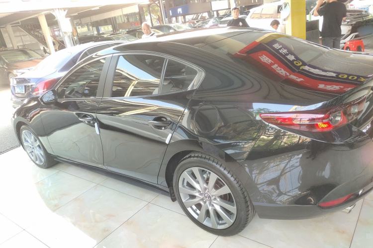 Used Mazda 3 Axela 2023 2.0L Automatic Zhiya Edition Exterior 3