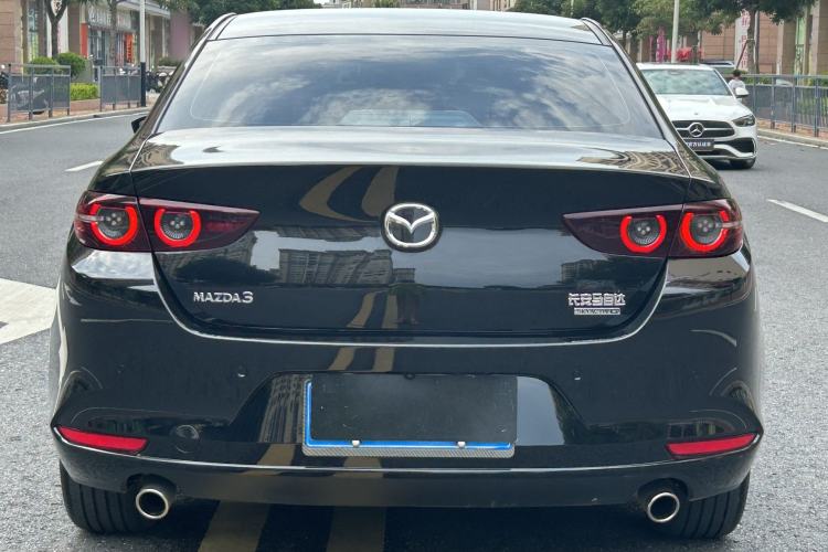 Used Mazda 3 Axela 2023 2.0L Automatic ZhiZhen Edition Exterior 4