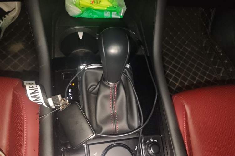 Used Mazda 3 Axela 2023 2.0L Automatic ZhiZhen Edition Gear Lever