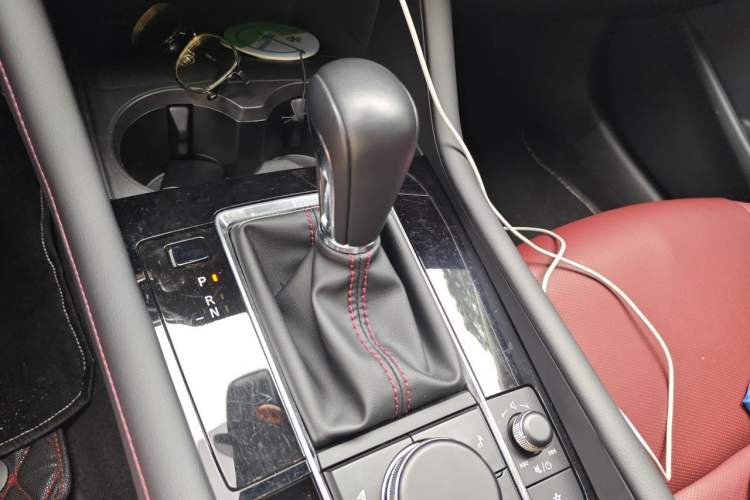 Used Mazda 3 Axela 2023 2.0L Automatic Zhiyao Edition Gear Lever