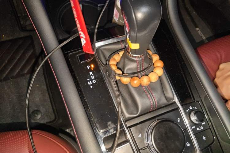 Used Mazda 3 Axela 2023 2.0L Automatic ZhiZhen Edition Gear Lever