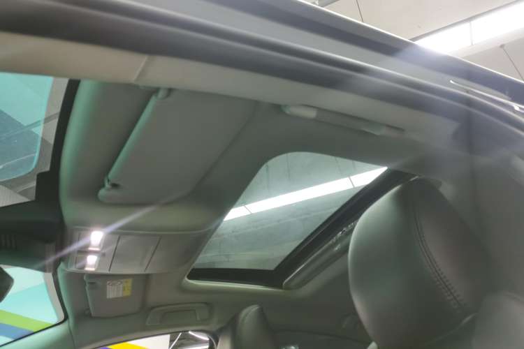 Used Mazda 3 Axela 2023 2.0L Automatic ZhiXuan Edition Headliner