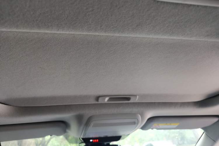 Used Mazda 3 Axela 2023 2.0L Automatic ZhiZhen Edition Headliner