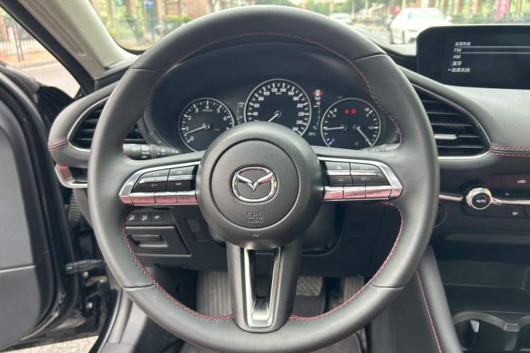 Used Mazda 3 Axela 2023 2.0L Automatic ZhiZhen Edition Interior 6