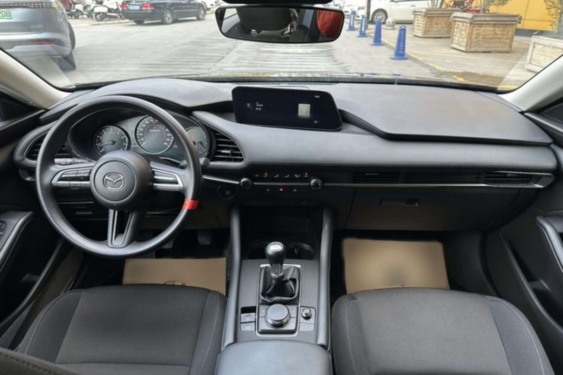 Used Mazda 3 Axela 2023 1.5L Manual ZhiMei Edition Interior 7