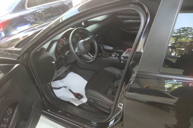 Used Mazda 3 Axela 2023 2.0L Automatic Zhiya Edition Left Front Seat