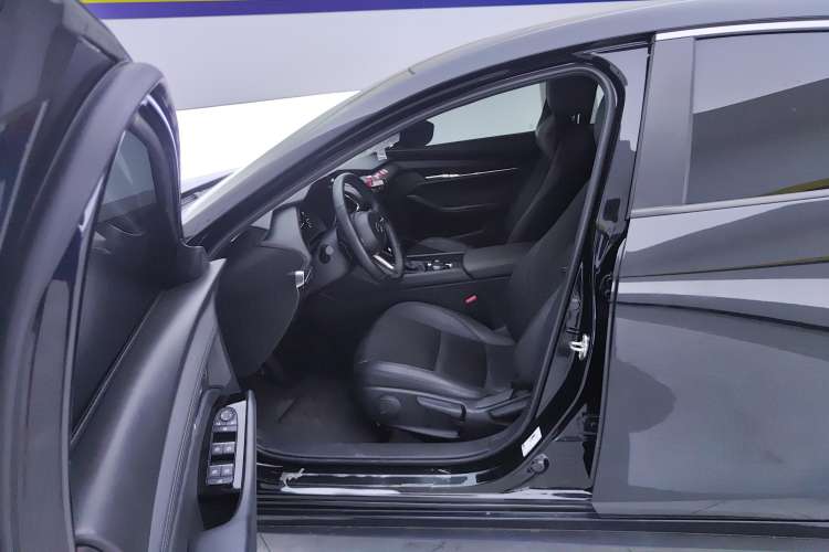 Used Mazda 3 Axela 2023 2.0L Automatic Zhiya Edition Left Front Seat