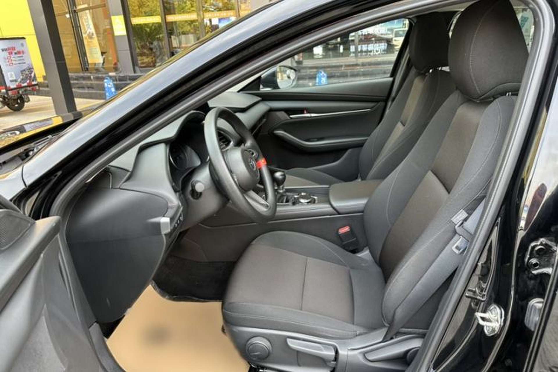 Used Mazda 3 Axela 2023 1.5L Manual ZhiMei Edition Left Front Seat