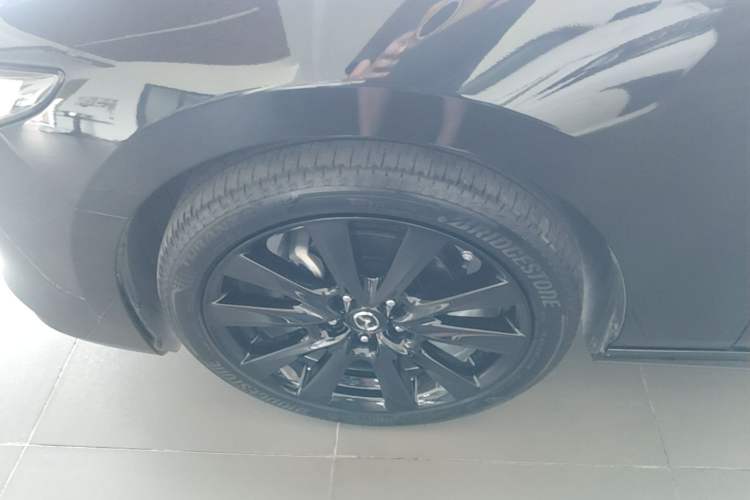 Used Mazda 3 Axela 2023 2.0L Automatic ZhiZhen Edition Left Front Wheel Hub
