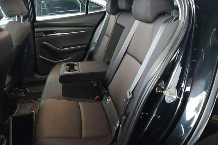 Used Mazda 3 Axela 2023 1.5L Manual ZhiMei Edition Left Rear Seat