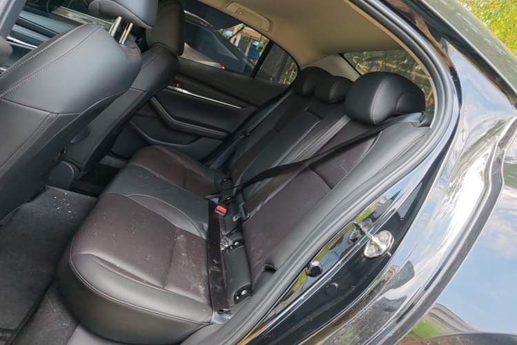 Used Mazda 3 Axela 2023 2.0L Automatic Zhiya Edition Left Rear Seat