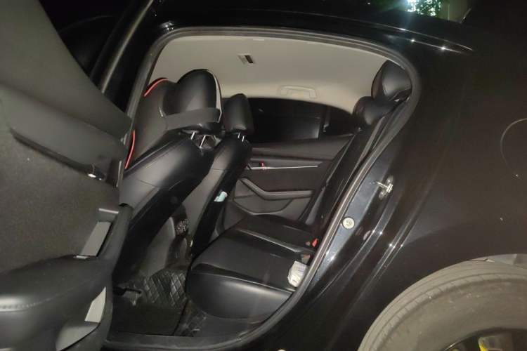 Used Mazda 3 Axela 2023 2.0L Automatic Zhiqing Edition Left Rear Seat