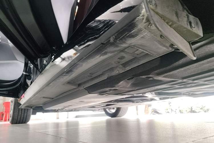 Used Mazda 3 Axela 2023 2.0L Automatic ZhiZhen Edition Left Side Sill