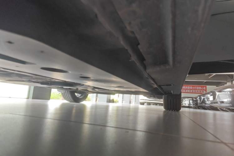 Used Mazda 3 Axela 2023 2.0L Automatic ZhiZhen Edition Left Side Sill