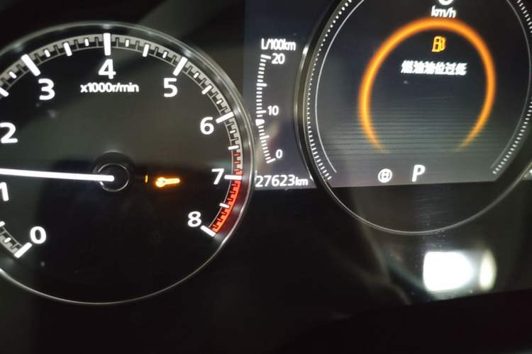 Used Mazda 3 Axela 2023 2.0L Automatic Zhiyao Edition Odometer Close Up