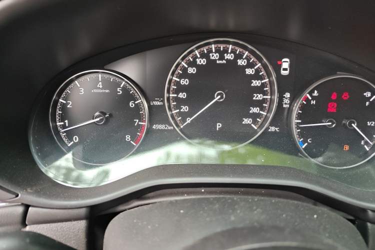 Used Mazda 3 Axela 2023 2.0L Automatic Zhiya Edition Odometer Close Up