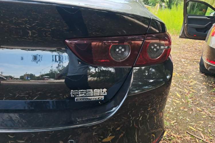 Used Mazda 3 Axela 2023 2.0L Automatic Zhiya Edition Right Rear Taillight
