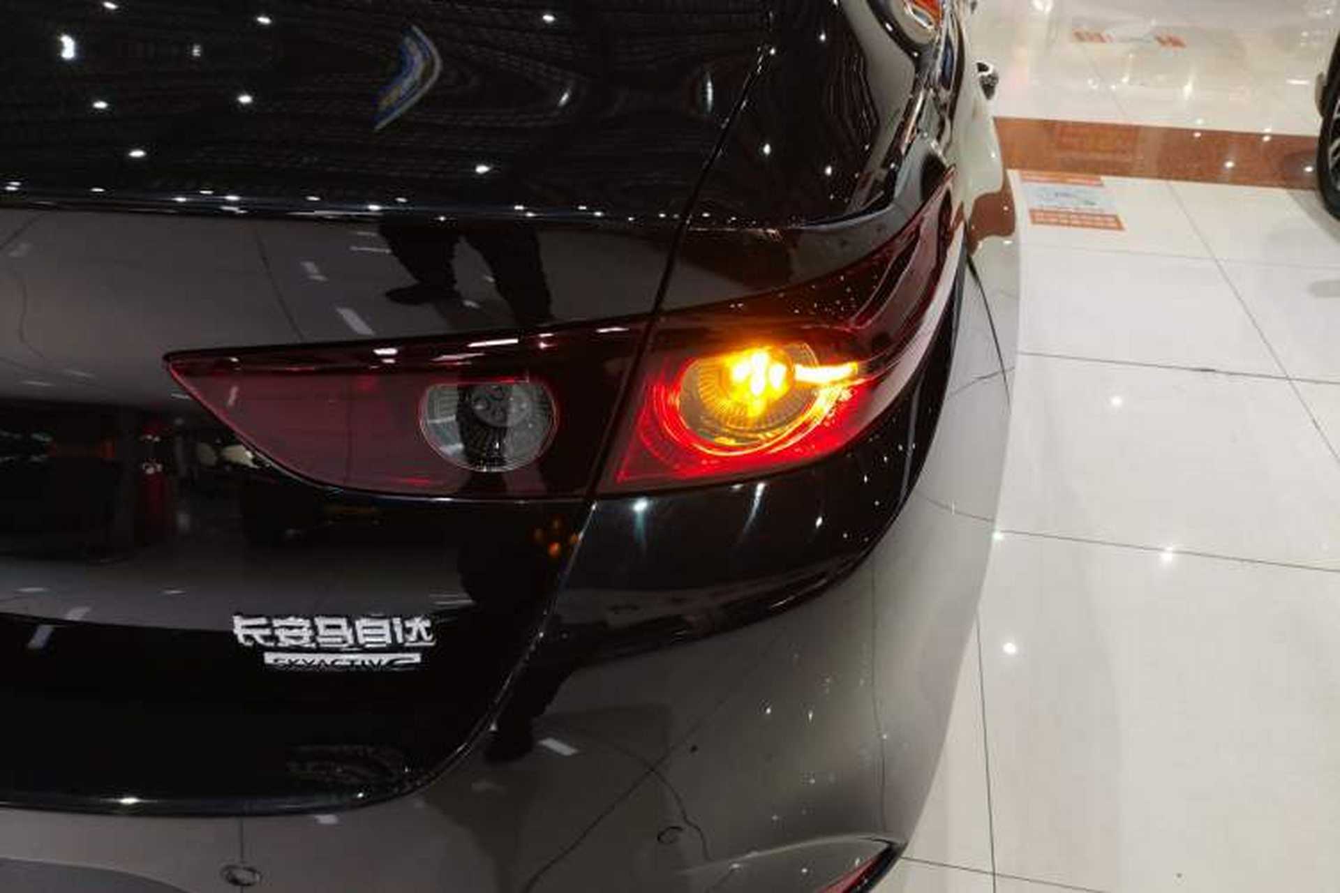Used Mazda 3 Axela 2023 2.0L Automatic Zhiya Edition Right Rear Taillight