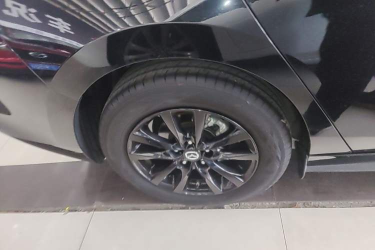 Used Mazda 3 Axela 2023 1.5L Manual ZhiMei Edition Right Rear Wheel Hub