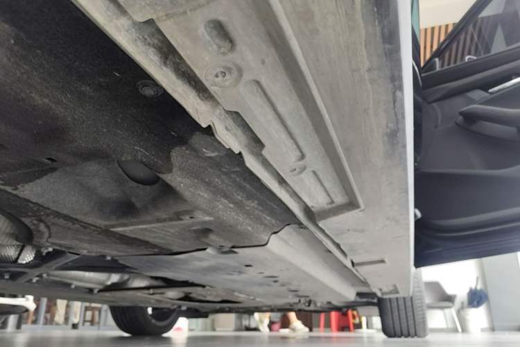 Used Mazda 3 Axela 2023 2.0L Automatic ZhiZhen Edition Right Side Sill