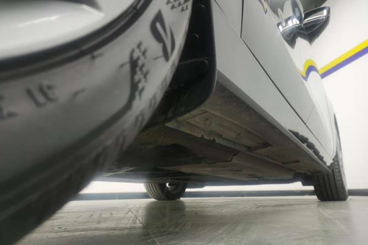 Used Mazda 3 Axela 2023 2.0L Automatic ZhiXuan Edition Right Side Sill