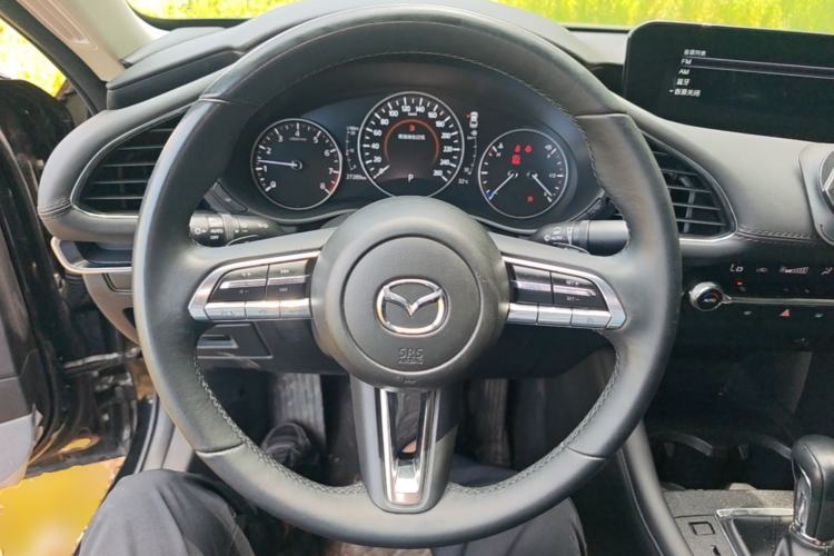 Used Mazda 3 Axela 2023 2.0L Automatic Zhiya Edition Steering Wheel