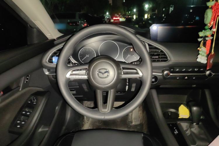 Used Mazda 3 Axela 2023 2.0L Automatic Zhiqing Edition Steering Wheel