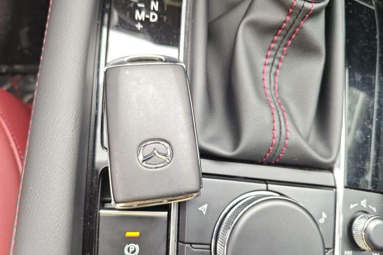Used Mazda 3 Axela 2023 2.0L Automatic Zhiyao Edition Vehicle Key