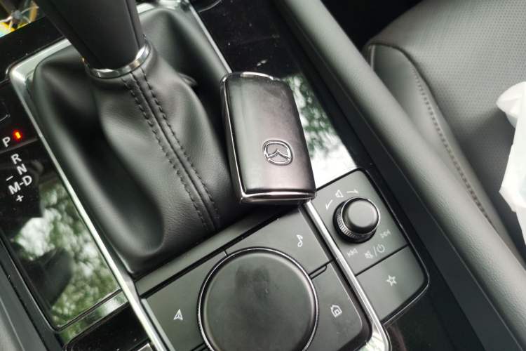 Used Mazda 3 Axela 2023 2.0L Automatic ZhiZhen Edition Vehicle Key