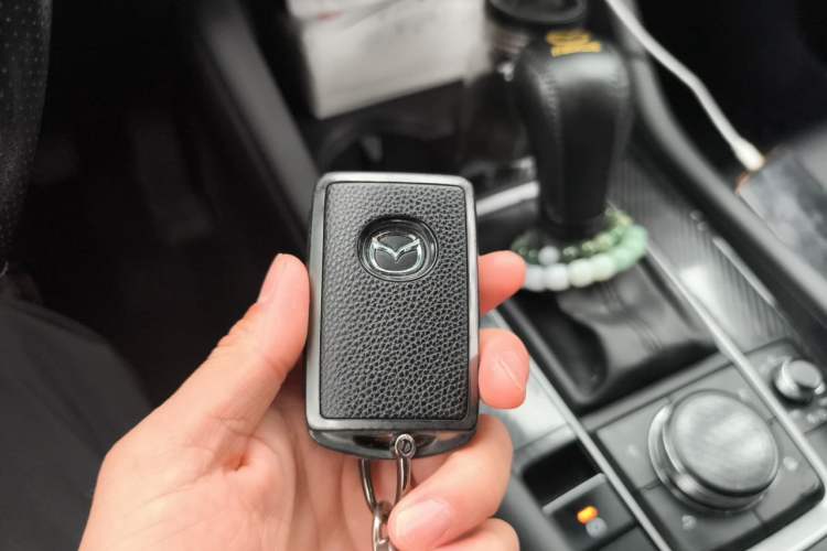 Used Mazda 3 Axela 2023 2.0L Automatic Zhiqing Edition Vehicle Key