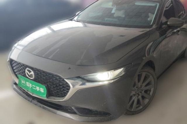 Ojetý Mazda 3 Axela Mazda3 Axela 2.0 Automatic Premium Edition