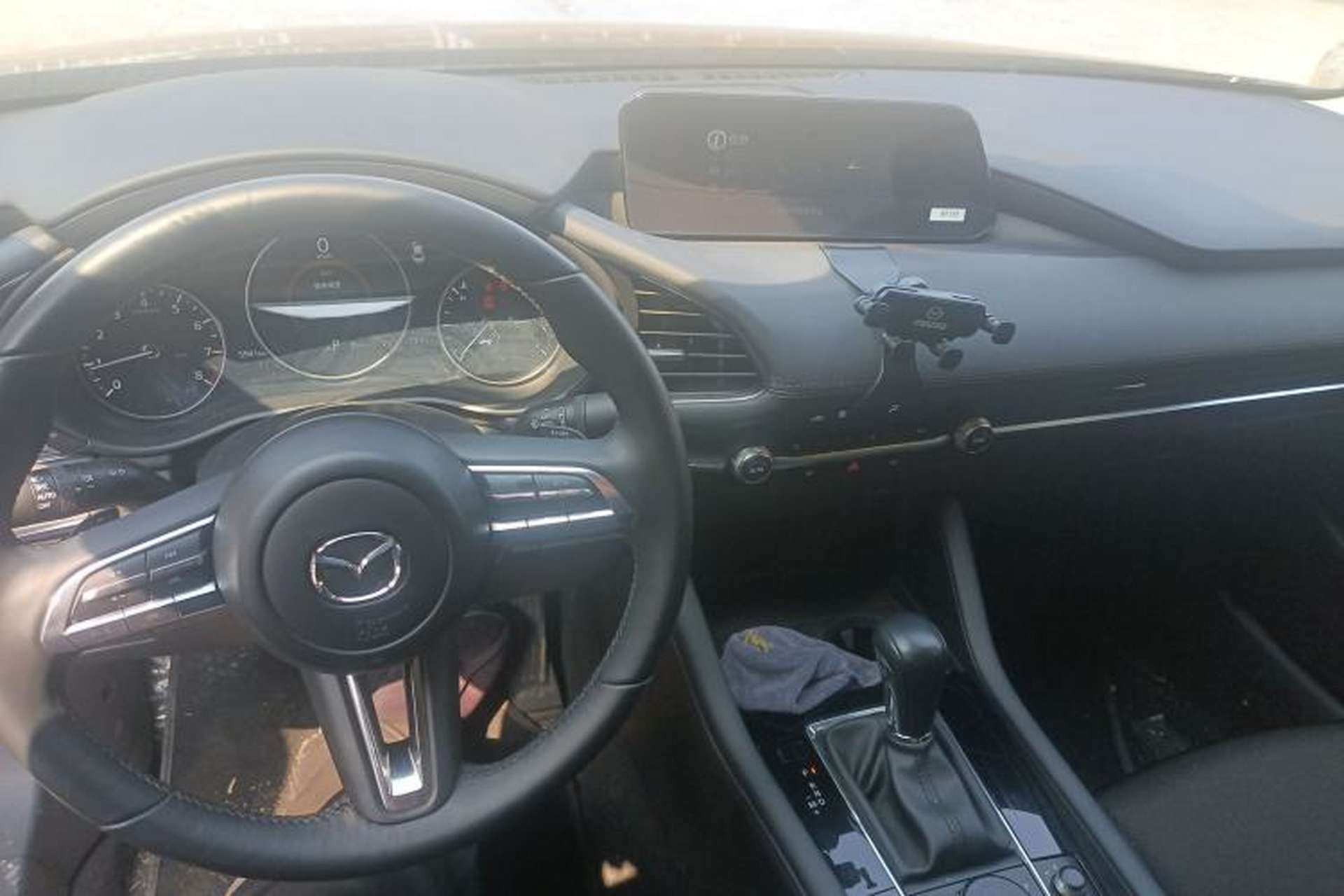 Used Mazda 3 Axela 2023 2.0L Automatic ZhiXuan Edition Center Console