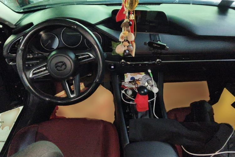Used Mazda 3 Axela 2023 2.0L Automatic Zhiyao Edition Center Console