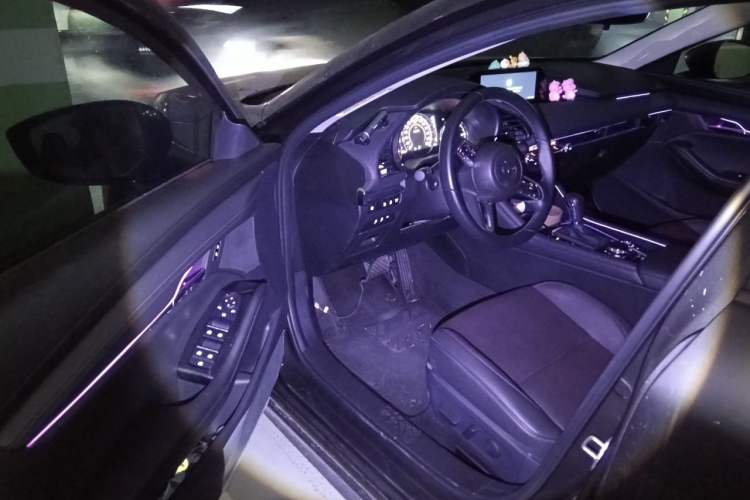 Used Mazda 3 Axela 2023 2.0L Automatic Zhiyao Edition Driver Seat