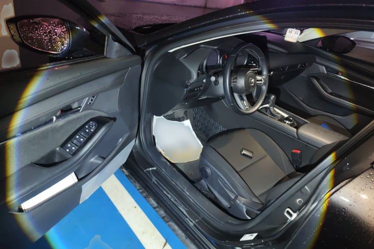 Used Mazda 3 Axela 2023 2.0L Automatic ZhiXuan Edition Driver Seat